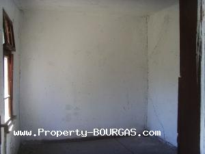 View of Houses For sale in Polski Izvor